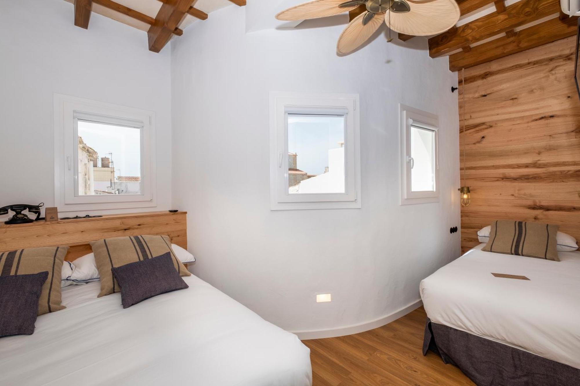 Nao Catedral Boutique Hotel Ciutadella  Δωμάτιο φωτογραφία
